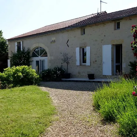 Le Domaine Du Bel Air Holiday home Blasimon